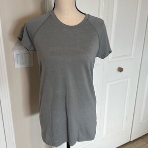 Lululemon Women Swiftly Tech Short Sleeve Shirt